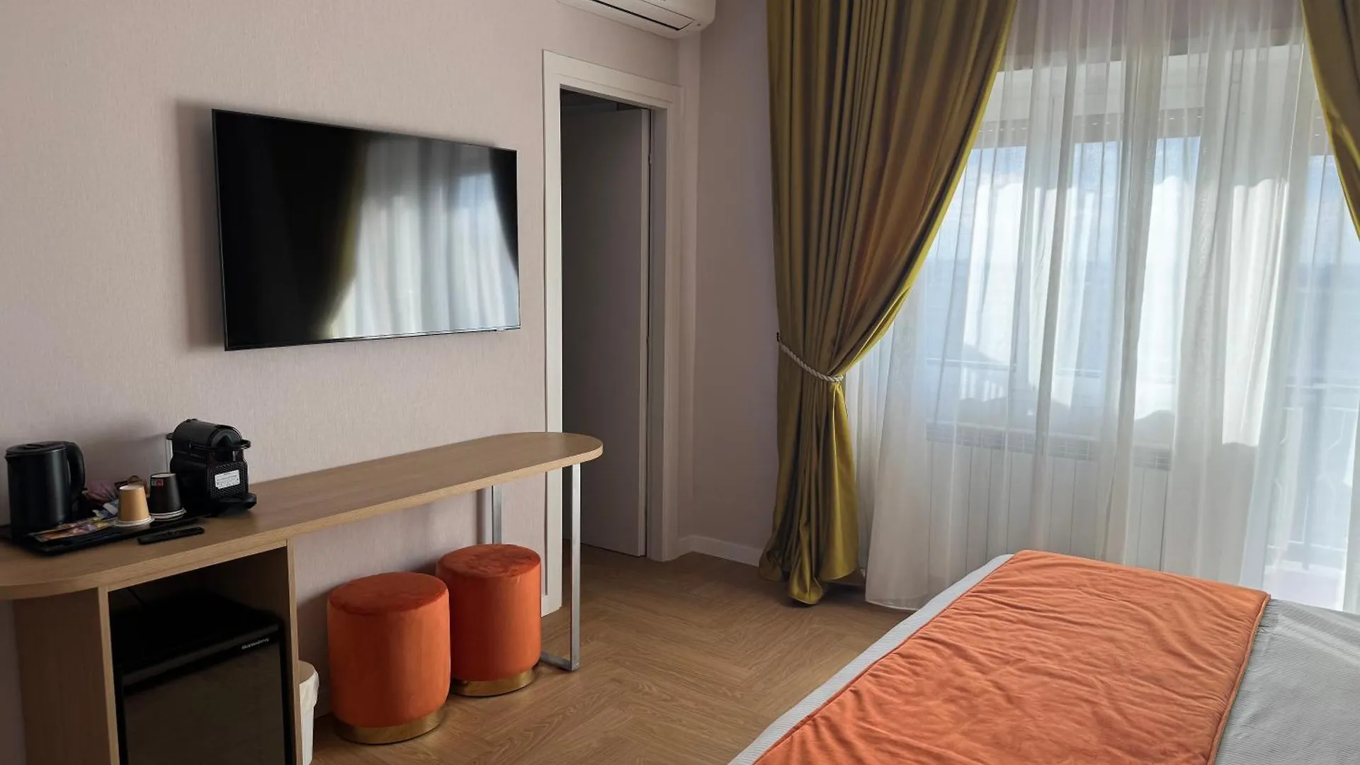 Guest house Bloom Comfort Rooms Ciampino