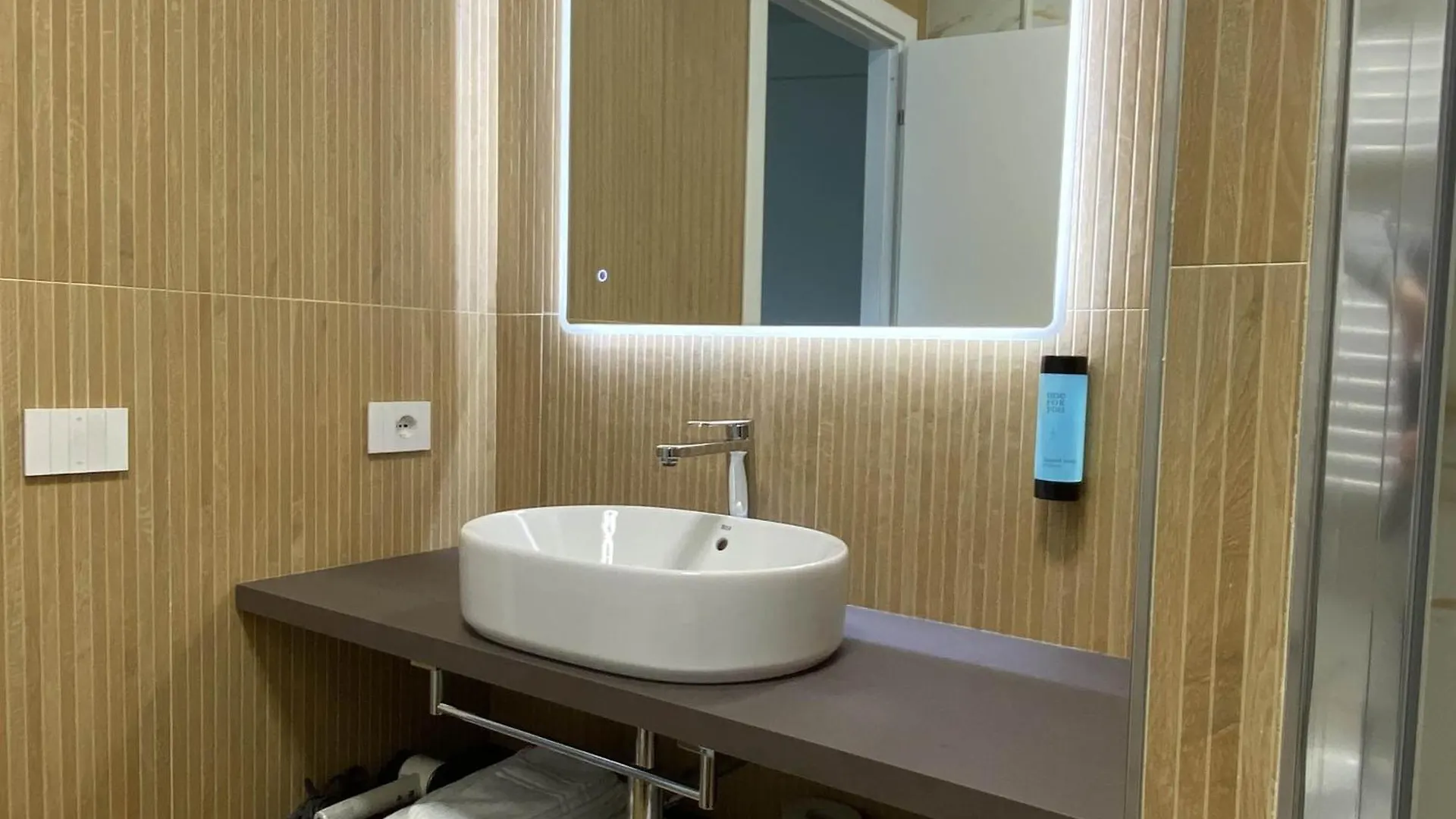 Bloom Comfort Rooms Ciampino Italy