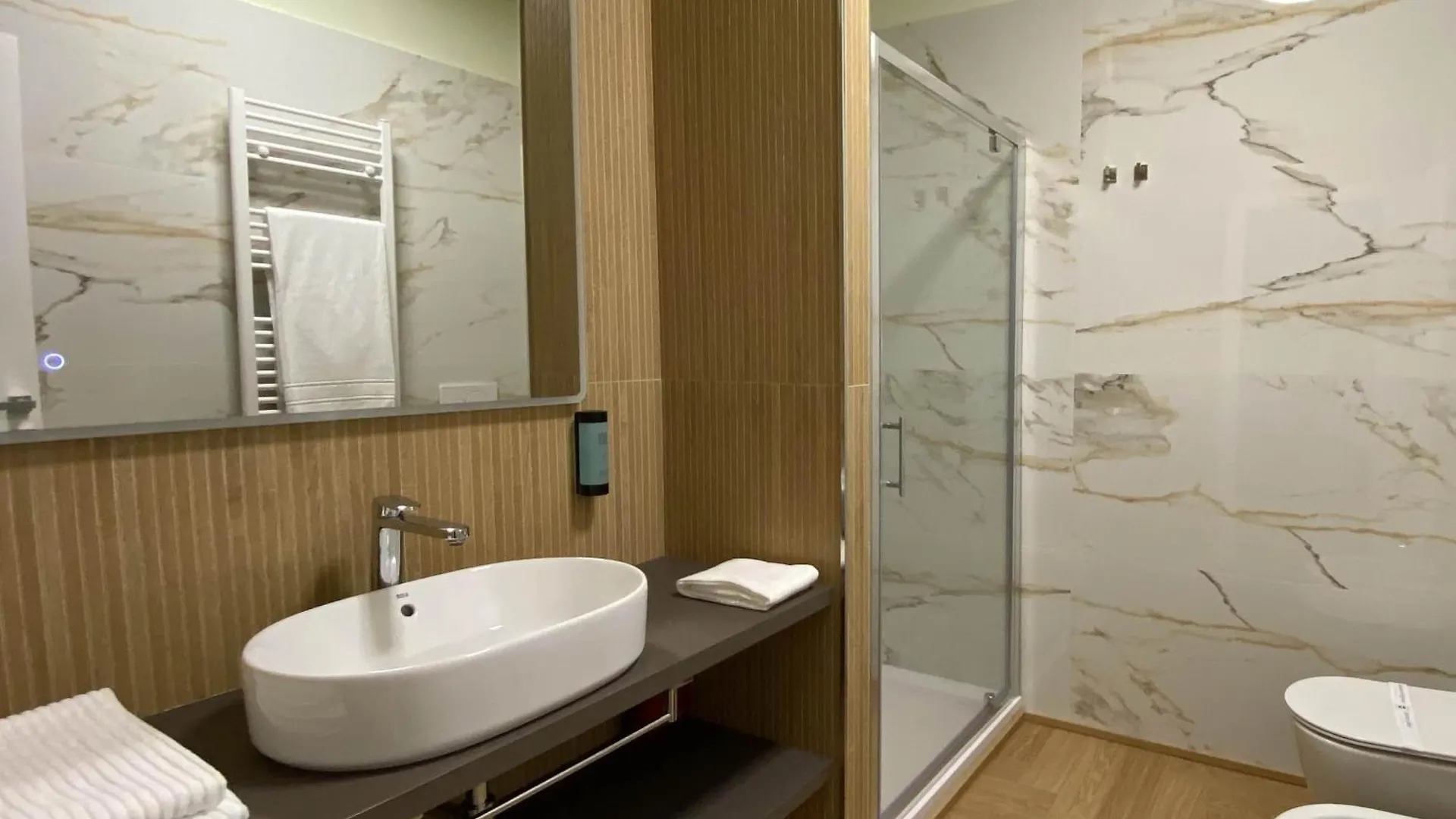 Guest house Bloom Comfort Rooms Ciampino